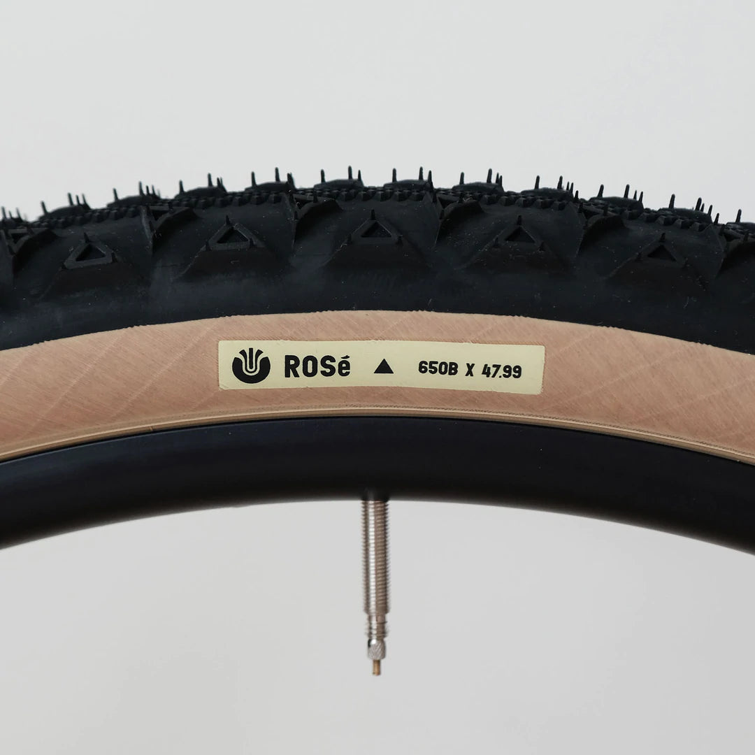 Ultradynamico Rose JFF tire