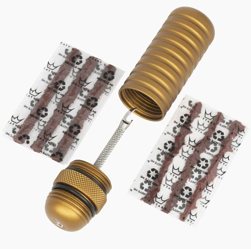 Peaty's Holeshot Tubeless Puncture Plugger Kit 