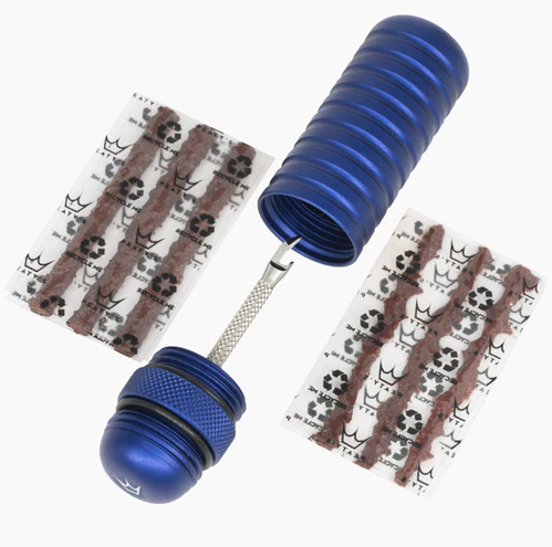 Peaty's Holeshot Tubeless Puncture Plugger Kit